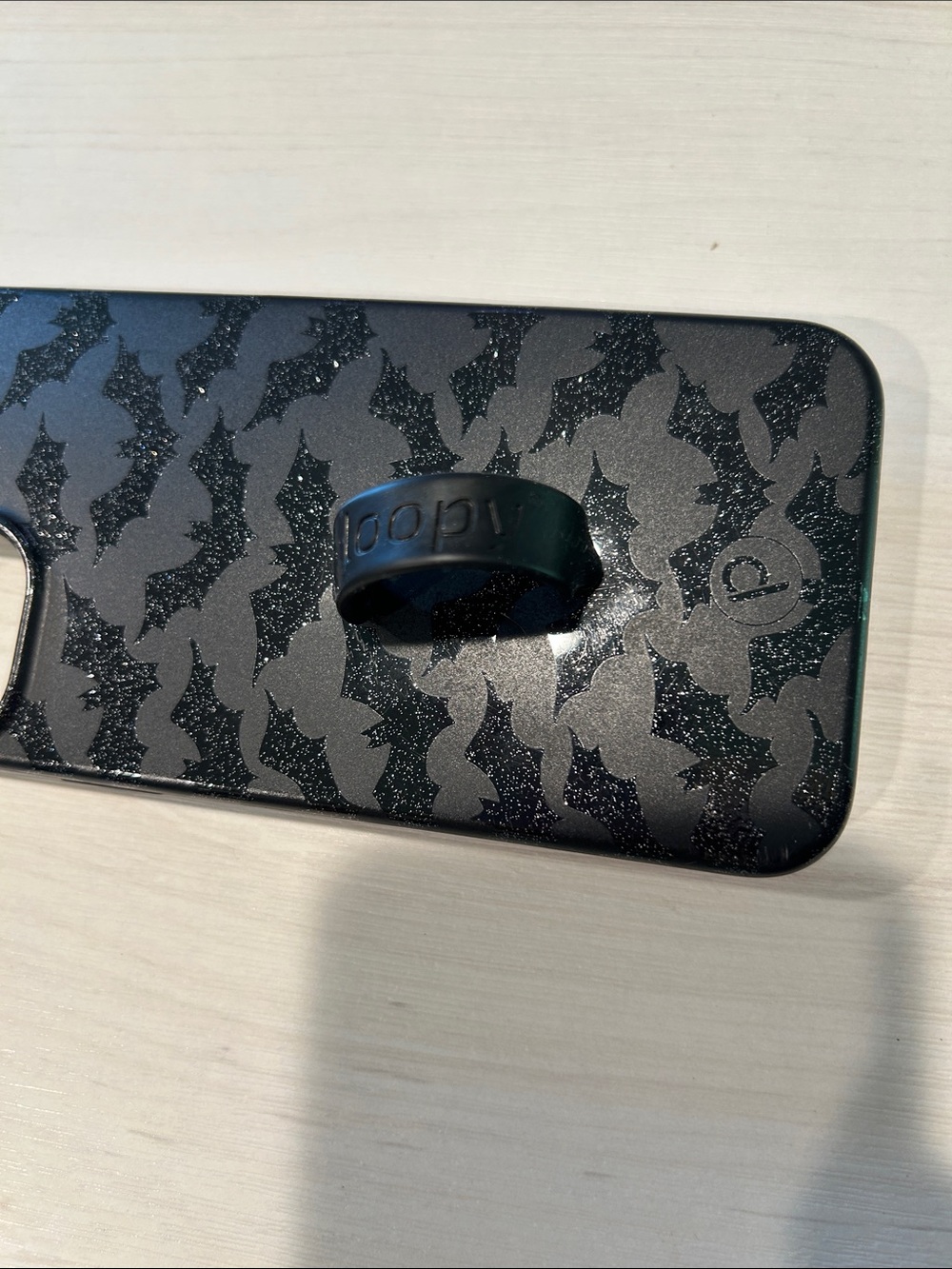 Loopy Case Black Glitter Bat Pattern Phone Case with Loop Grip - Picture 3 of 7